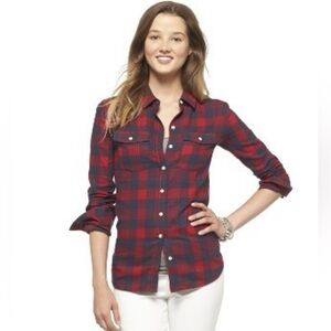 Mossimo Supply Company Red & Navy Plaid Flannel Button-Up Shirt • M